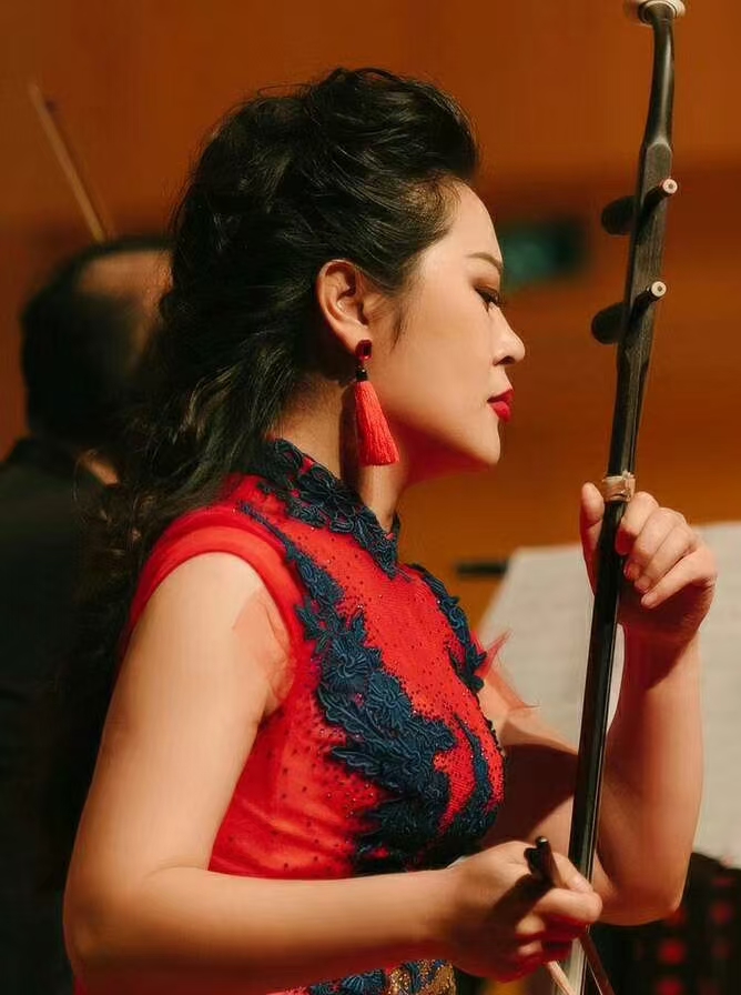 音乐厅侧脸